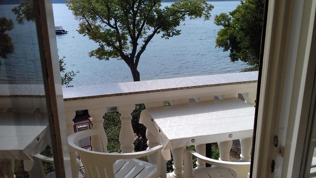 شقة Branko Fabijanic Front Row By The Sea سيلتسي المظهر الخارجي الصورة